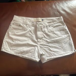 Women’s Gap Factory Khaki Shorts, Size 8